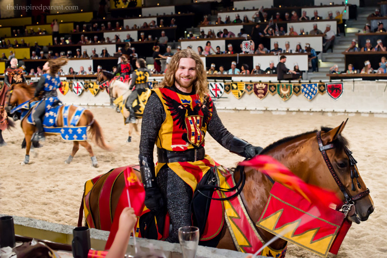 Go Red & Yellow Knight!!!!!